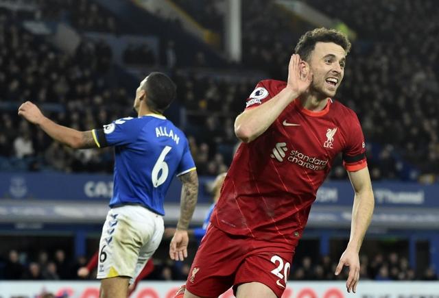 安菲尔德, 彼此能理解, 若塔是第一