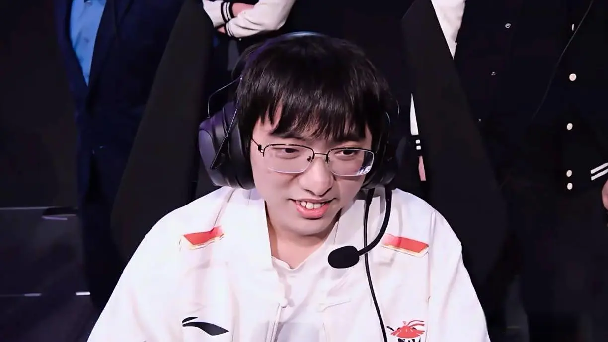 打完GEN, 赛区CFO