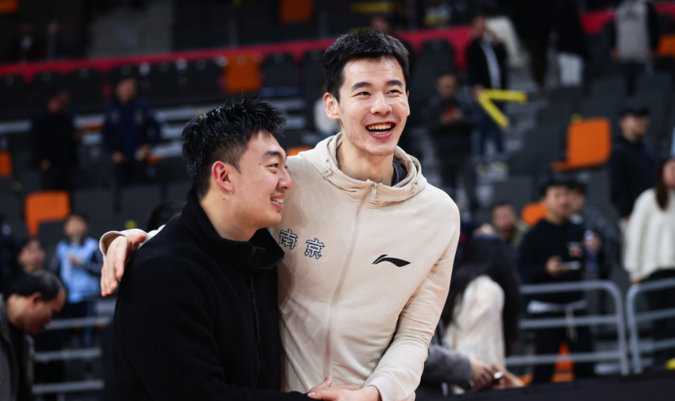 一般的同曦, MoAA